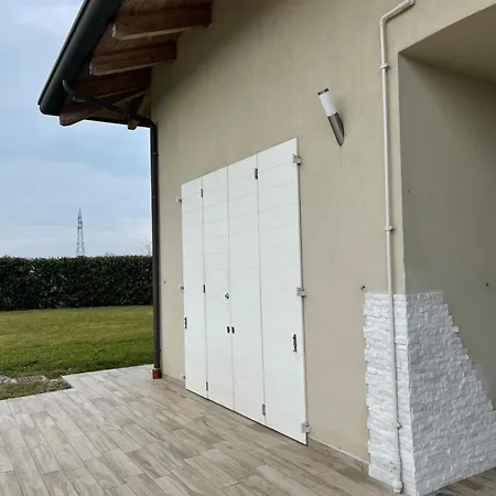 Forni Apartment *