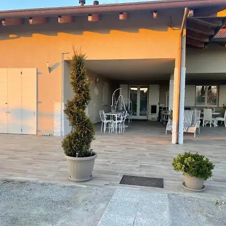 Apartment Forni