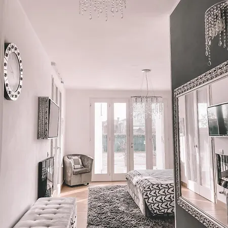 Forni Apartment